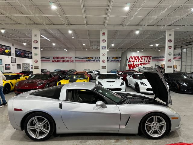 Used 2009 Chevrolet Corvette Coupe w/ Preferred Equipment Group RWD image 6