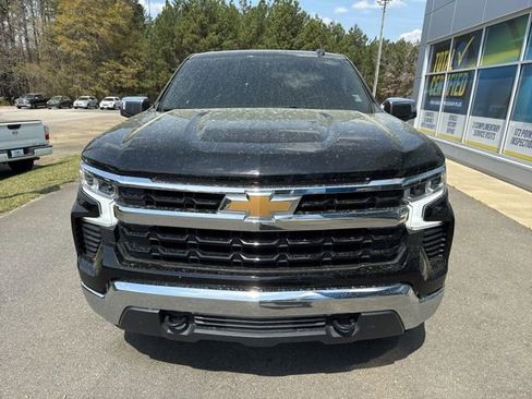Used 2023 Chevrolet Silverado 1500 LT image 2