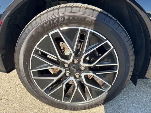 Used 2024 Ford Mustang Mach-E Premium image 12