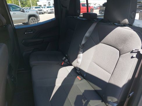 New 2026 GMC Canyon Elevation image 15