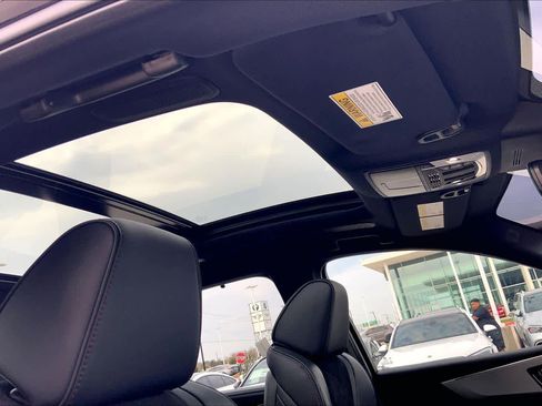 Used 2025 Acura MDX A-Spec image 12