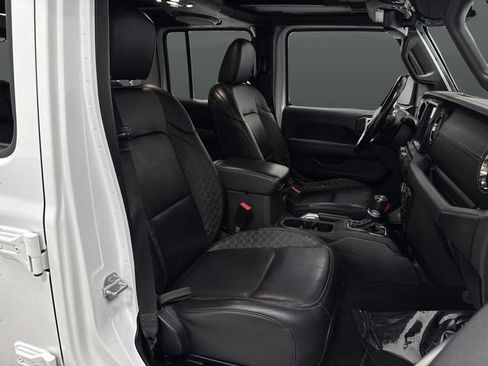 Used 2021 Jeep Wrangler Unlimited Sahara image 31