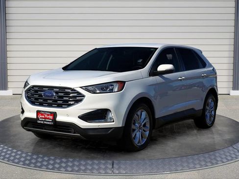 Used 2022 Ford Edge Titanium w/ Cargo Accessory Package AWD/4WD image 3