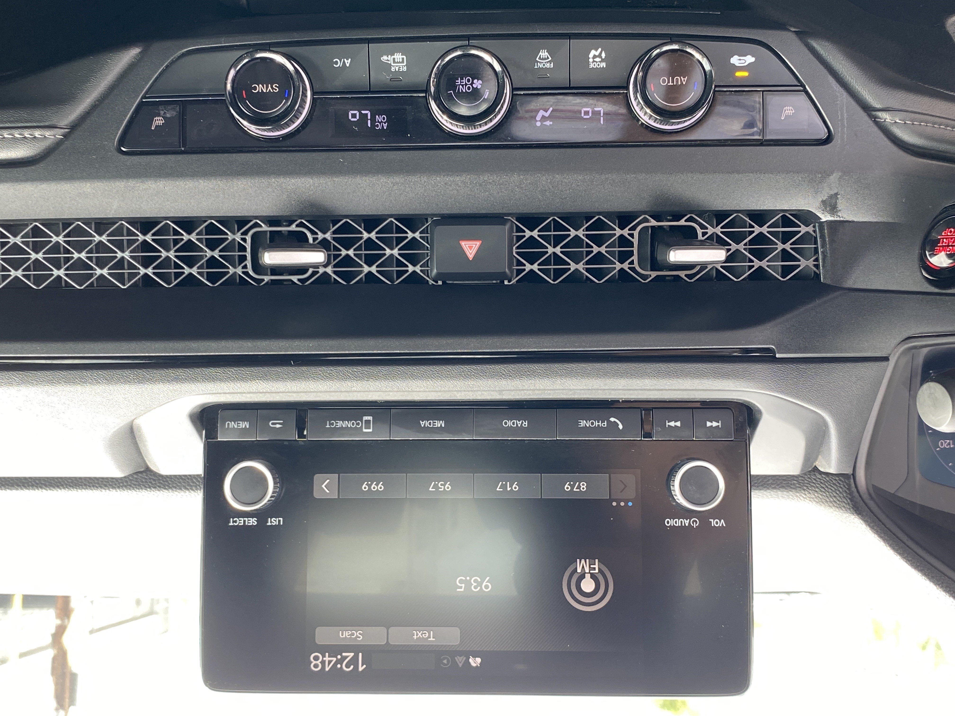 Used 2025 Honda Accord SE image 13