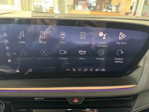 Used 2024 Buick Envision Sport Touring image 21