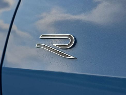 New 2026 Volkswagen Tiguan SE R-Line AWD/4WD image 13