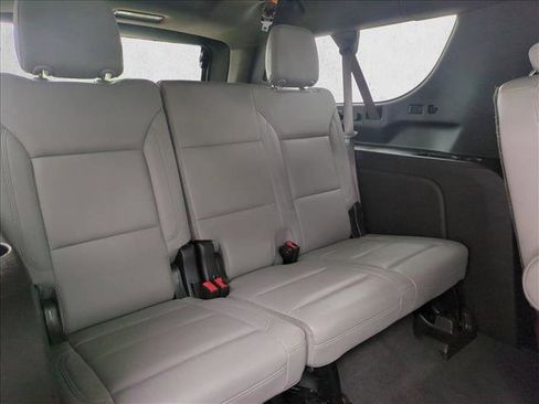 Used 2021 Chevrolet Suburban Z71 w/ Z71 Off-Road Package AWD/4WD image 21