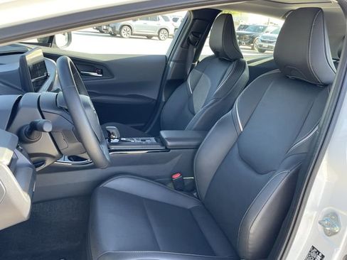 Used 2024 Toyota Prius Limited image 25