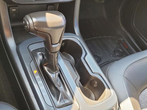 Used 2017 Chevrolet Colorado Z71 image 25