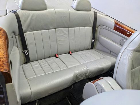 Used 2008 Bentley Azure image 28