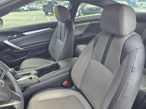 Used 2017 Honda Civic EX-L image 11