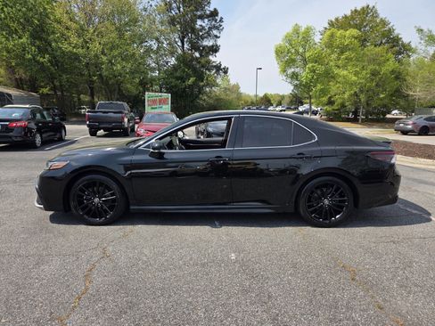 Certified 2022 Toyota Camry XSE w/ Navigation Package FWD image 8