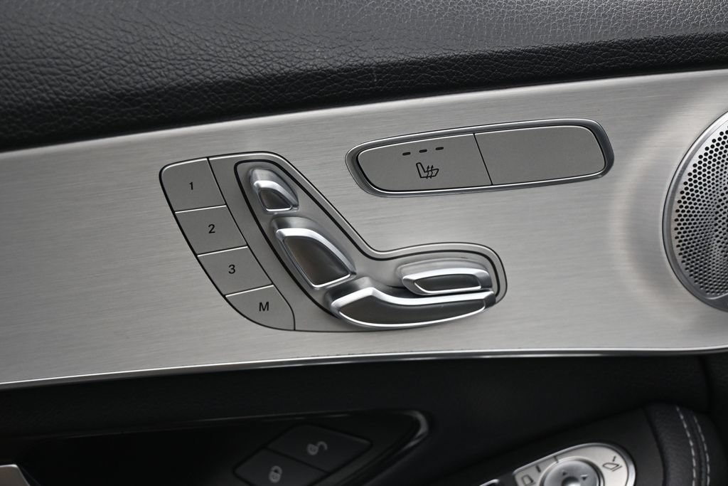 Used 2021 Mercedes-Benz C 300 Sedan image 14
