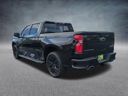 Used 2021 Chevrolet Silverado 1500 High Country w/ Technology Package AWD/4WD image 7