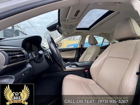 Used 2017 Lexus IS 300 IS 300 AWD w/ Premium Package image 15