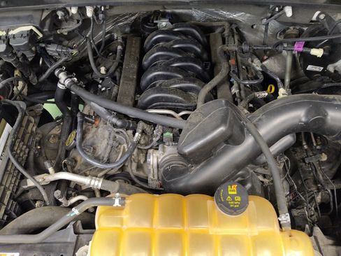 Used 2017 Ford F150 XLT AWD/4WD image 30