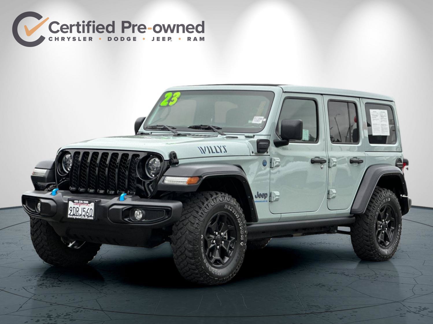 Used 2023 Jeep Wrangler Unlimited w/ Sun & Screen Package AWD/4WD image 8