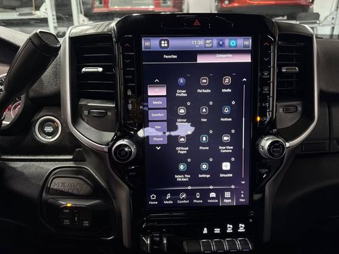 Used 2026 RAM 2500 Big Horn AWD/4WD image 93