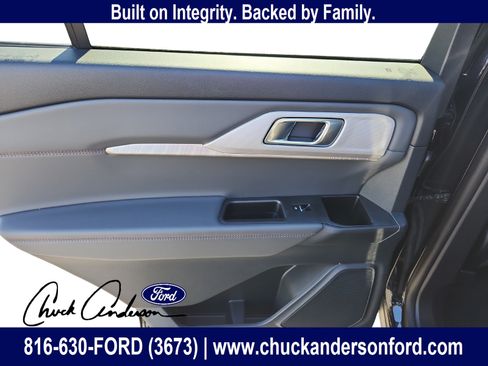 New 2026 Ford Explorer Active AWD/4WD image 25