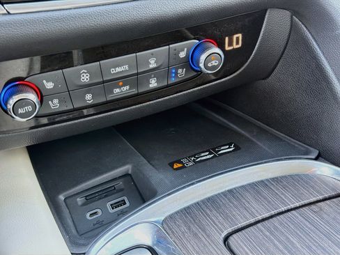 Used 2024 Buick Enclave Avenir w/ Avenir Technology Package FWD image 32