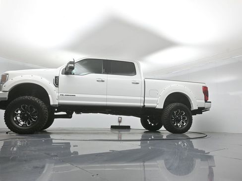 Used 2021 Ford F250 Lariat w/ Lariat Ultimate Package AWD/4WD image 48