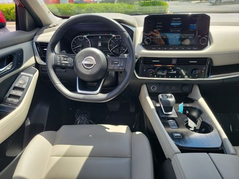 Certified 2023 Nissan Rogue SL w/ SL Premium Package FWD image 10