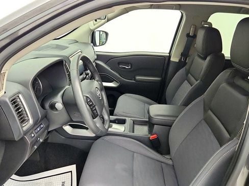 Used 2023 Nissan Frontier SV w/ SV Convenience Package AWD/4WD image 18