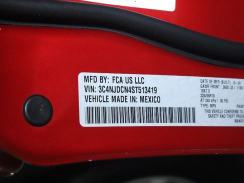 Used 2025 Jeep Compass Limited AWD/4WD image 20