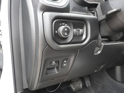 Used 2022 RAM 1500 Laramie image 11