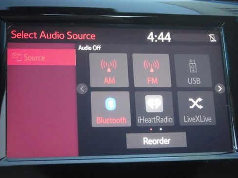 Used 2018 Toyota Camry SE image 20