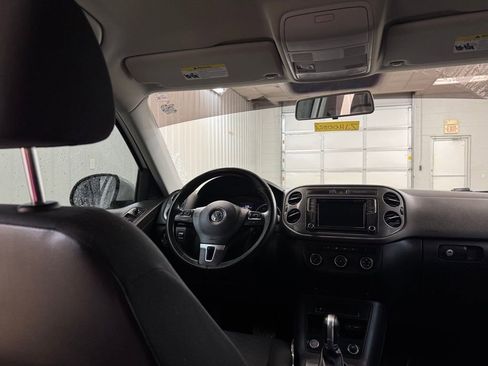Used 2018 Volkswagen Tiguan Limited AWD/4WD image 22