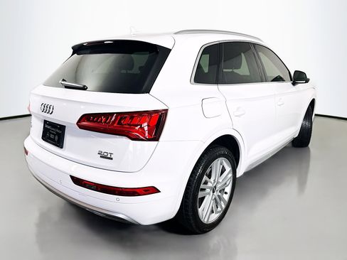 Used 2018 Audi Q5 2.0T Premium Plus w/ Premium Plus Package AWD/4WD image 7