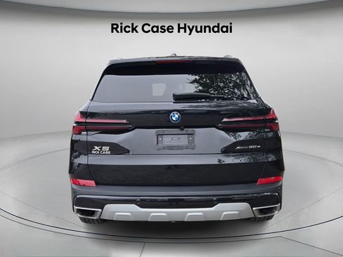 Used 2025 BMW X5 xDrive50e image 6