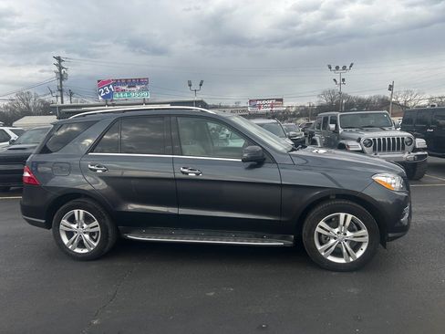 Used 2013 Mercedes-Benz ML 350 4MATIC image 2