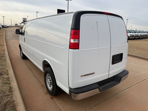 New 2025 Chevrolet Express 3500 Extended w/ Driver Convenience Package RWD image 5