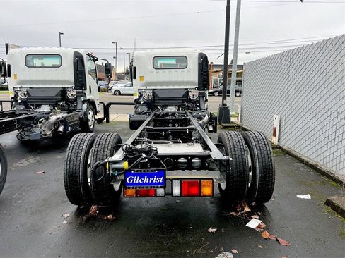 New 2024 Chevrolet Low Cab Forward 4500 XD image 16