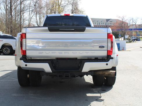 Used 2018 Ford F350 Platinum w/ Platinum Ultimate Package AWD/4WD image 5