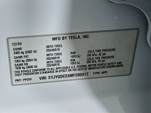 Used 2021 Tesla Model Y Long Range image 12