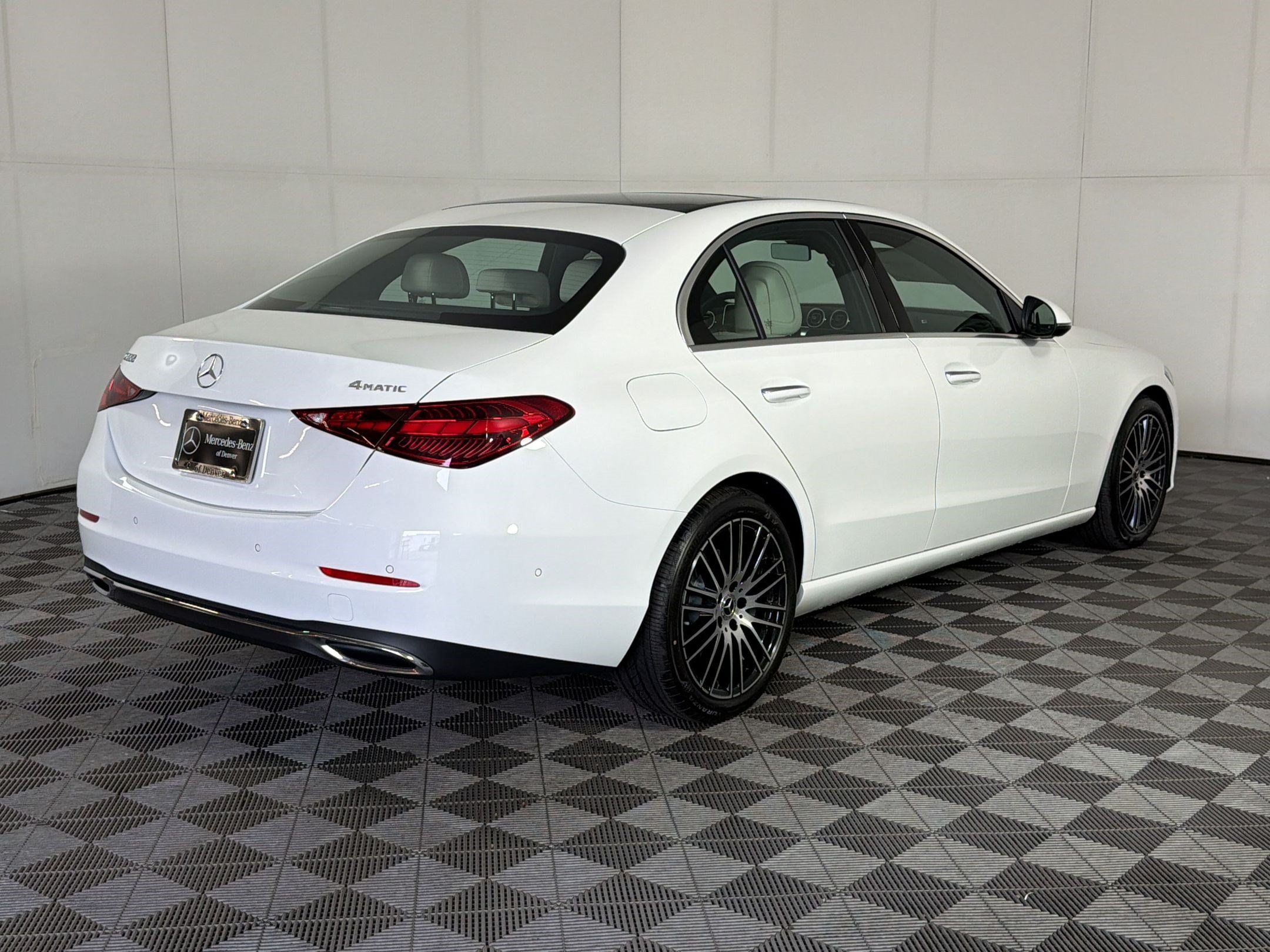 Used 2026 Mercedes-Benz C 300 4MATIC Sedan image 9