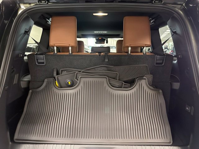 Used 2026 Lexus GX 550 w/ Accessory Package (31) AWD/4WD image 13