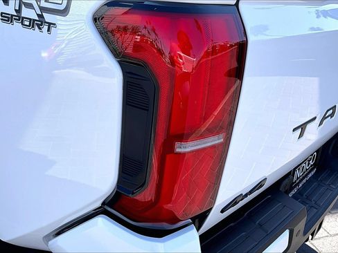 Used 2025 Toyota Tacoma TRD Sport w/ TRD Sport Upgrade Package AWD/4WD image 29