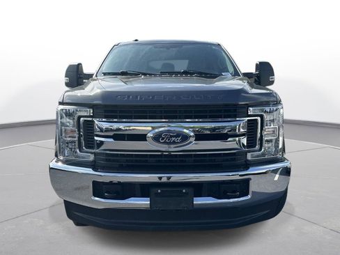 Used 2019 Ford F250 XL w/ STX Appearance Package AWD/4WD image 3