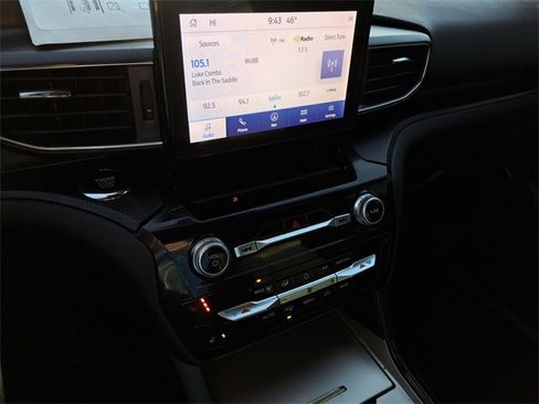 Used 2023 Ford Explorer ST-Line w/ Class IV Trailer Tow Package image 8