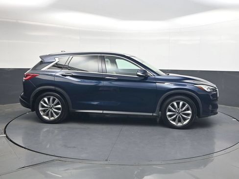 Used 2020 INFINITI QX50 Luxe w/ Navigation Package AWD/4WD image 4