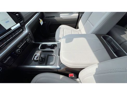 New 2026 Chevrolet Silverado 1500 LTZ w/ LTZ Premium Package AWD/4WD image 20