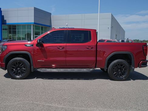 Used 2023 GMC Sierra 1500 AT4 w/ AT4 Preferred Package AWD/4WD image 10
