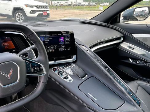Certified 2021 Chevrolet Corvette Stingray Preferred Cpe w/ Body-Color Dual Roof Package RWD image 7