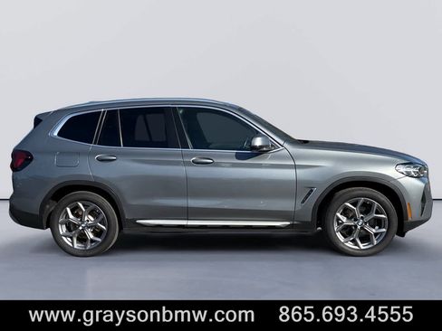 Used 2024 BMW X3 xDrive30i image 2