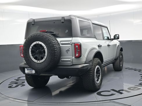 Used 2023 Ford Bronco Badlands w/ Sasquatch Package image 9