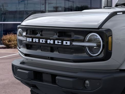 New 2026 Ford Bronco Outer Banks AWD/4WD image 21